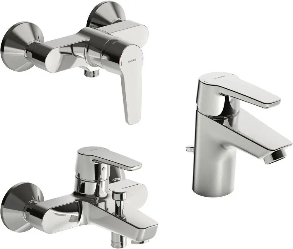 Chromene Badezimmerarmaturen von HANSA, bestehend aus zwei Wandarmaturen und einer Waschbeckenarmatur, jeweils mit modernen Hebeln zur Steuerung des Wasserdurchflusses.